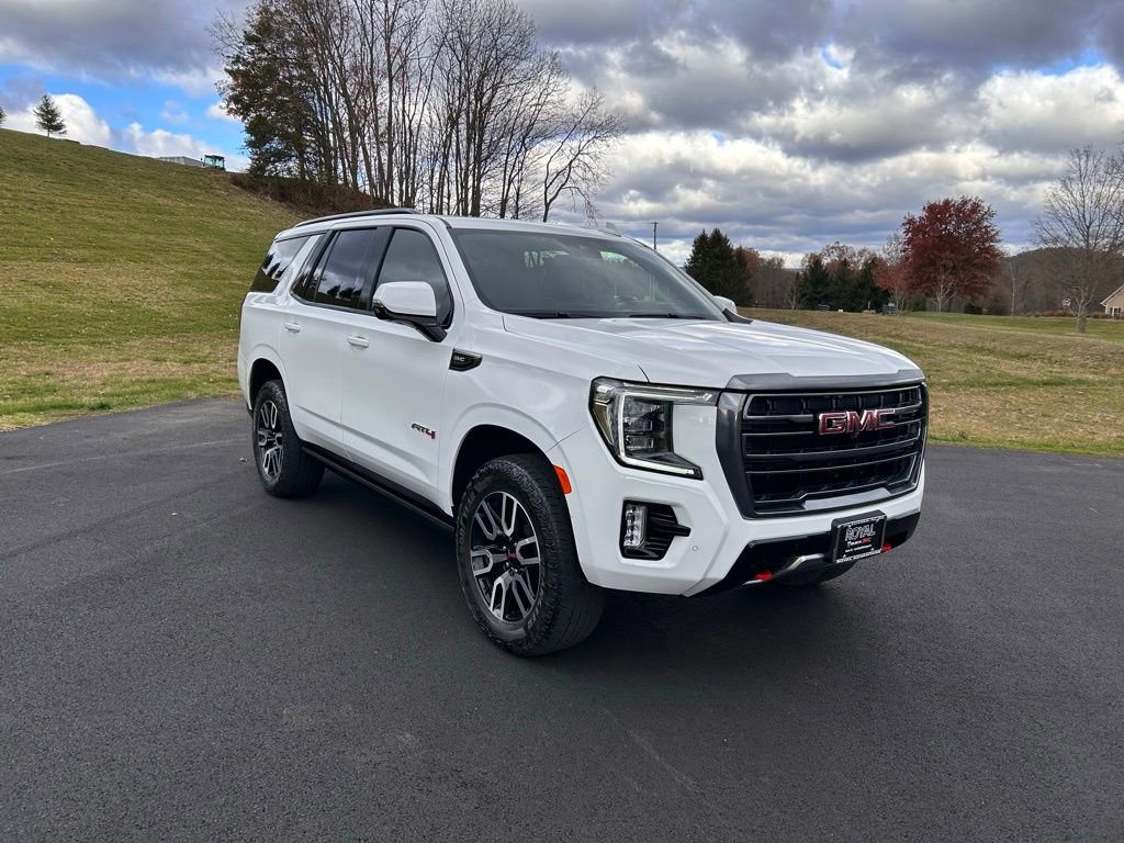 2023 GMC Yukon AT4's photo