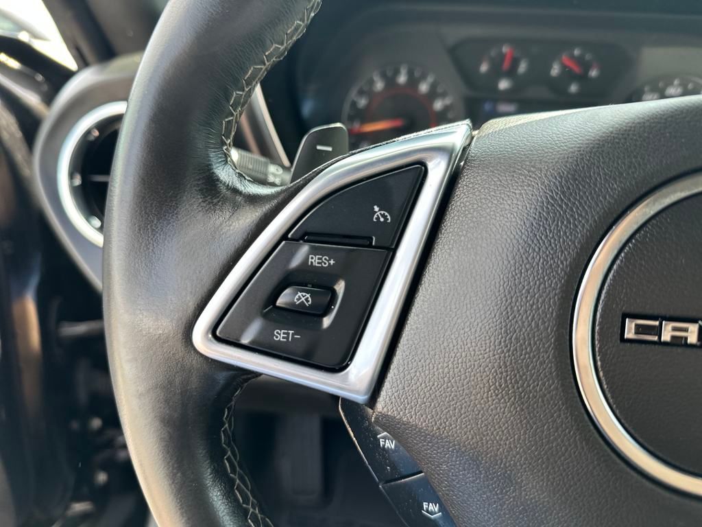 2021 Chevrolet Camaro 1LT photo 12