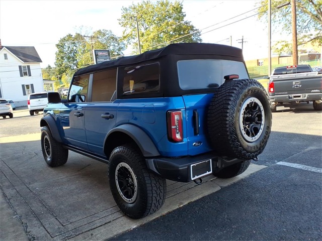2022 Ford Bronco Badlands photo 4