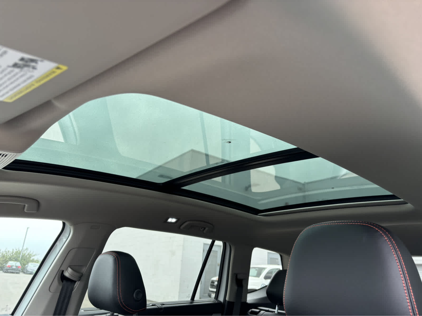 2024 Volkswagen Atlas Peak Edition SEL photo 10