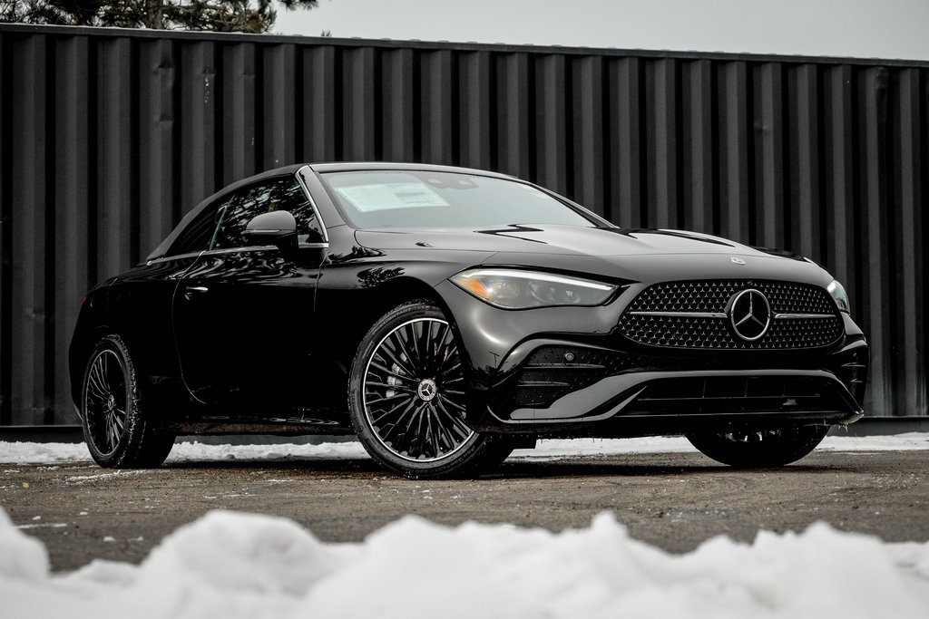 2026 Mercedes-Benz CLE CLE 450's photo