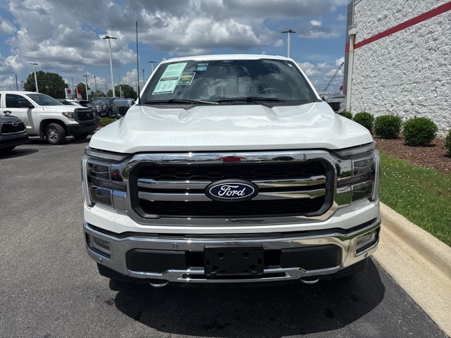 2024 Ford F-150 Lariat photo 2