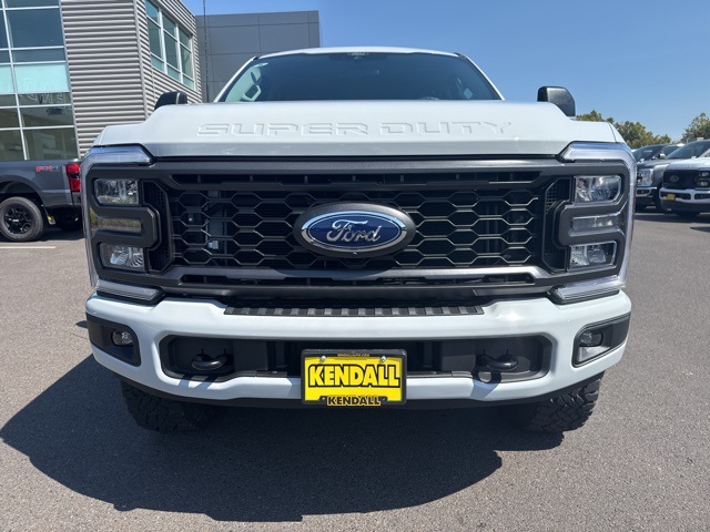 2025 Ford F-250 photo 20