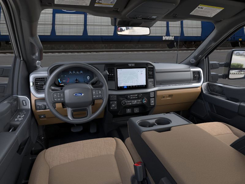 2026 Ford F-350 XLT photo 7