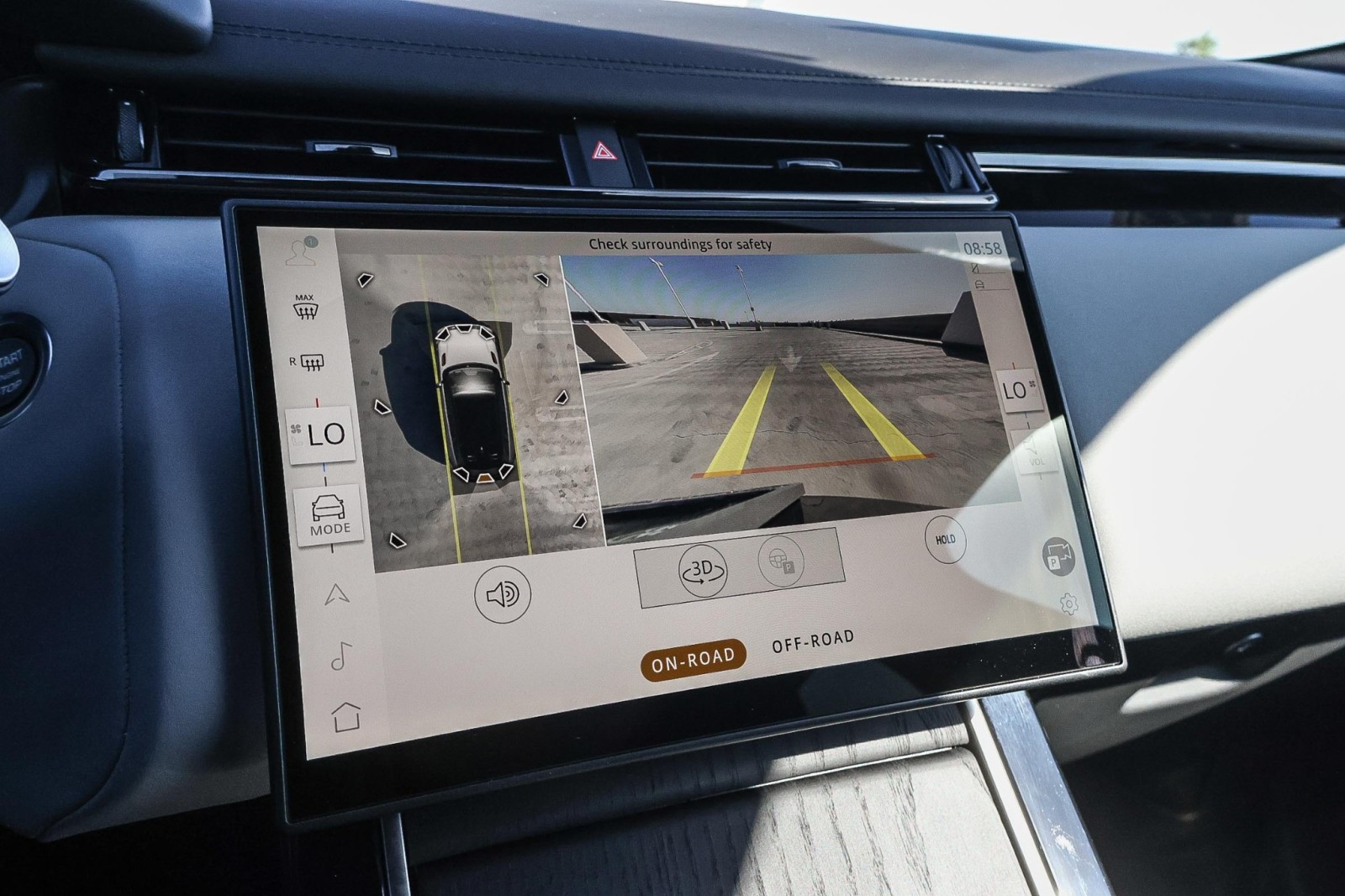 2026 Land Rover Range Rover Velar SE photo 21