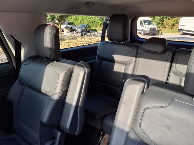 2025 Ford Expedition MAX photo 15