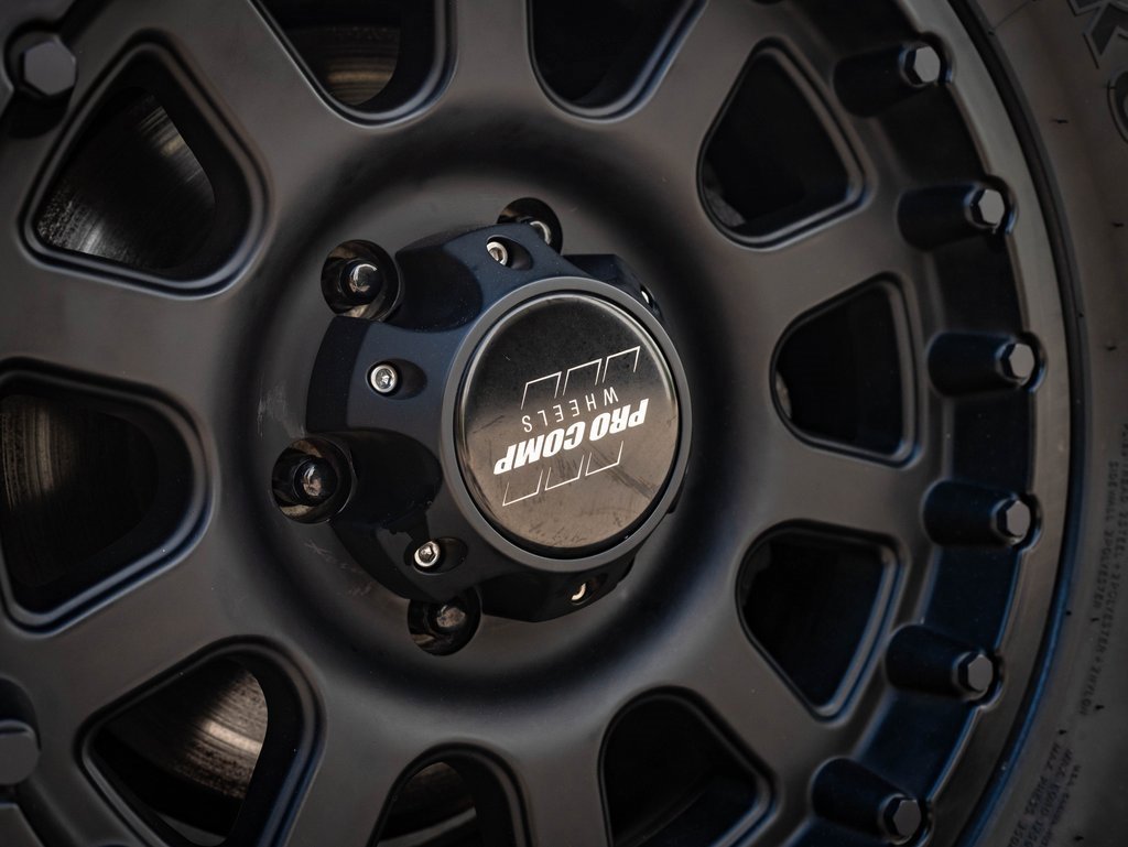 2022 Toyota Tacoma SR photo 8