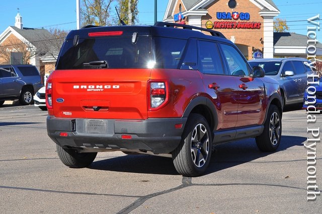 2023 Ford Bronco Sport Outer Banks photo 3