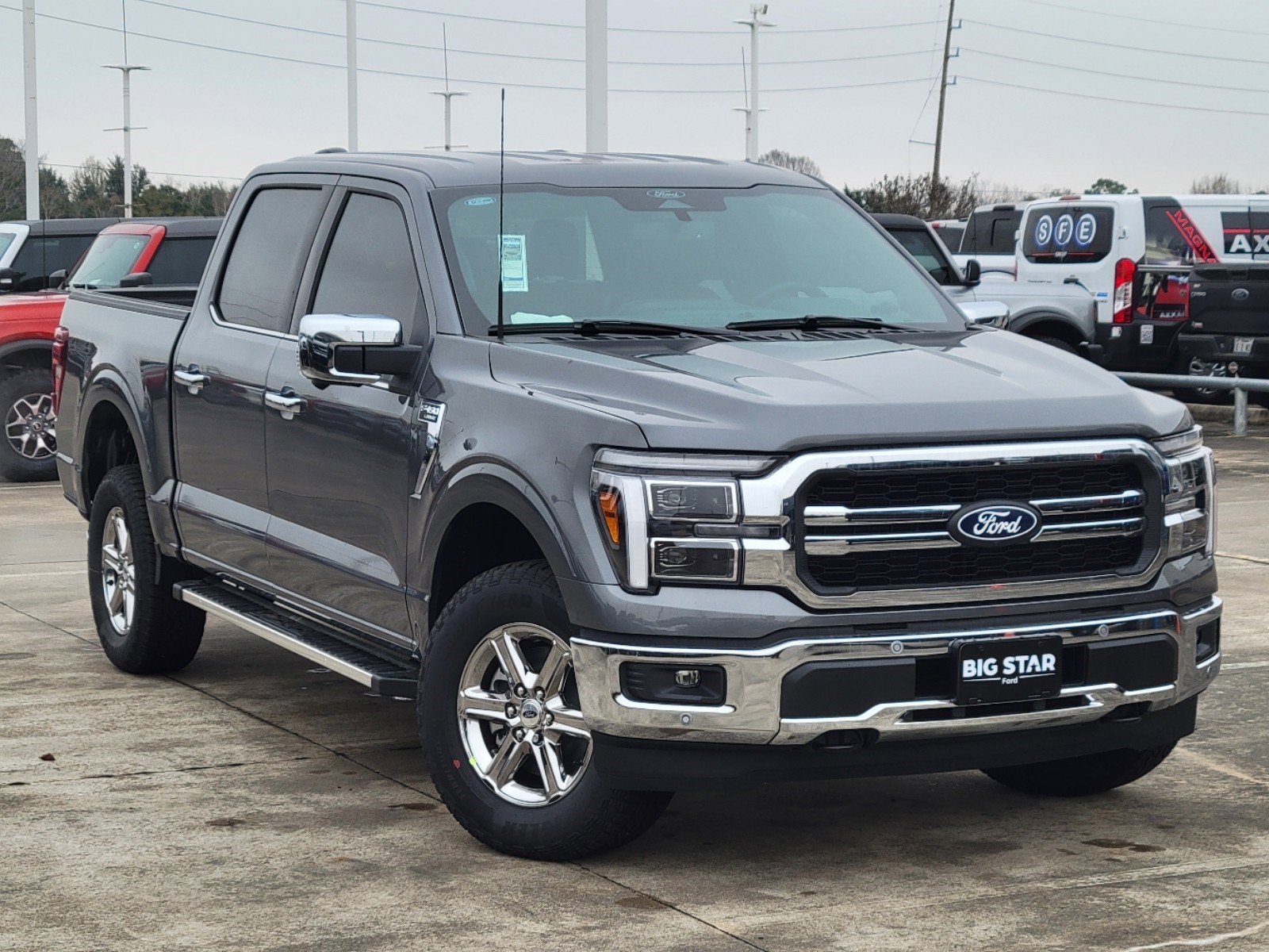 2025 Ford F-150 Lariat photo 2