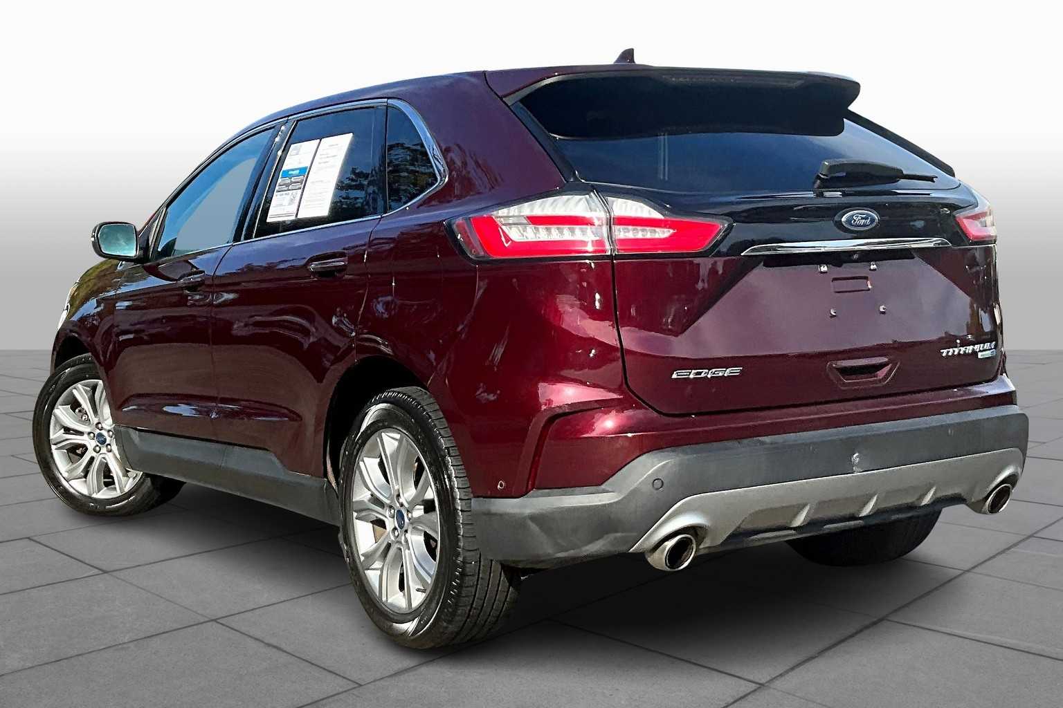 2019 Ford Edge Titanium photo 11