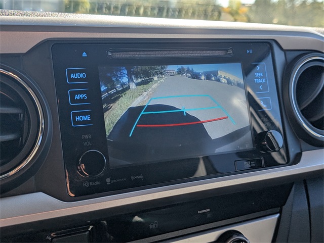 2017 Toyota Tacoma SR5 photo 15
