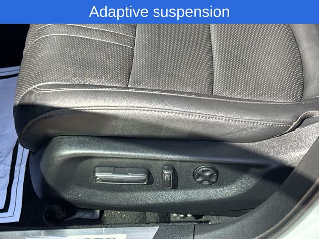 2022 Honda Accord Hybrid Touring photo 10