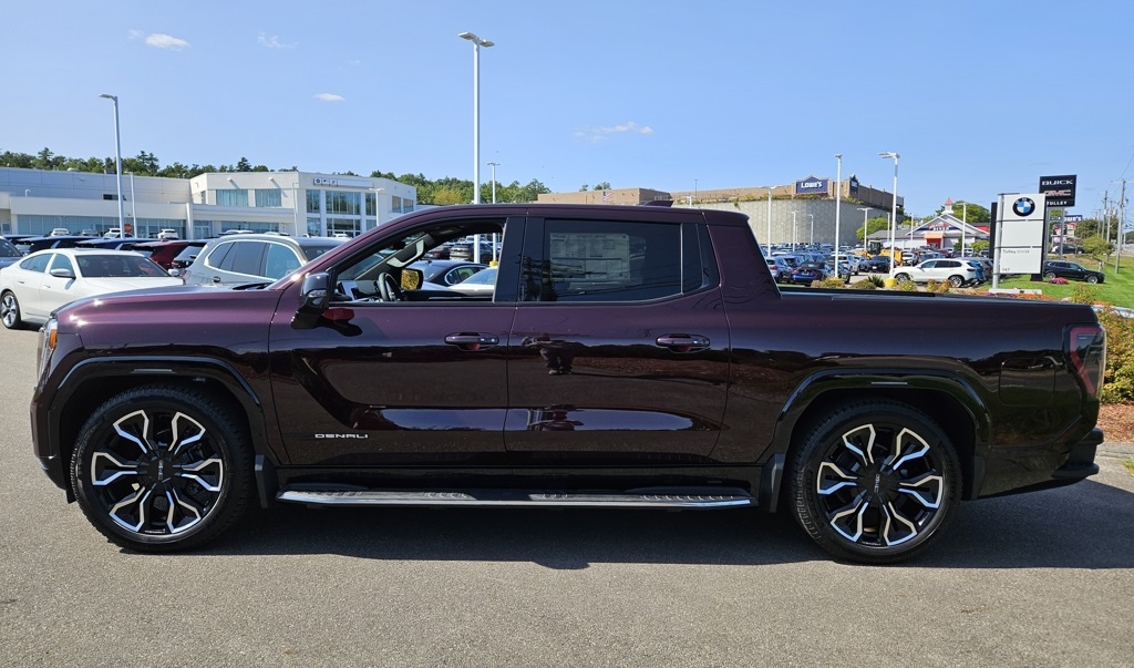 2025 Gmc Sierra EV Denali photo 2