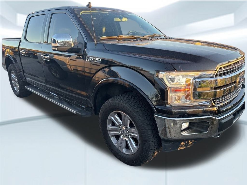 2020 Ford F-150 Lariat photo 2