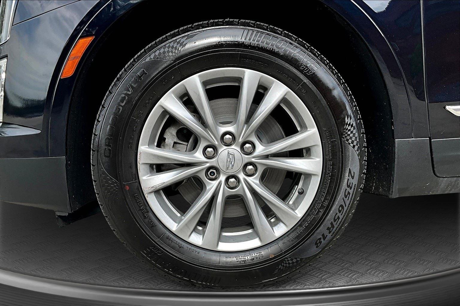 2022 Cadillac XT5 Luxury photo 9