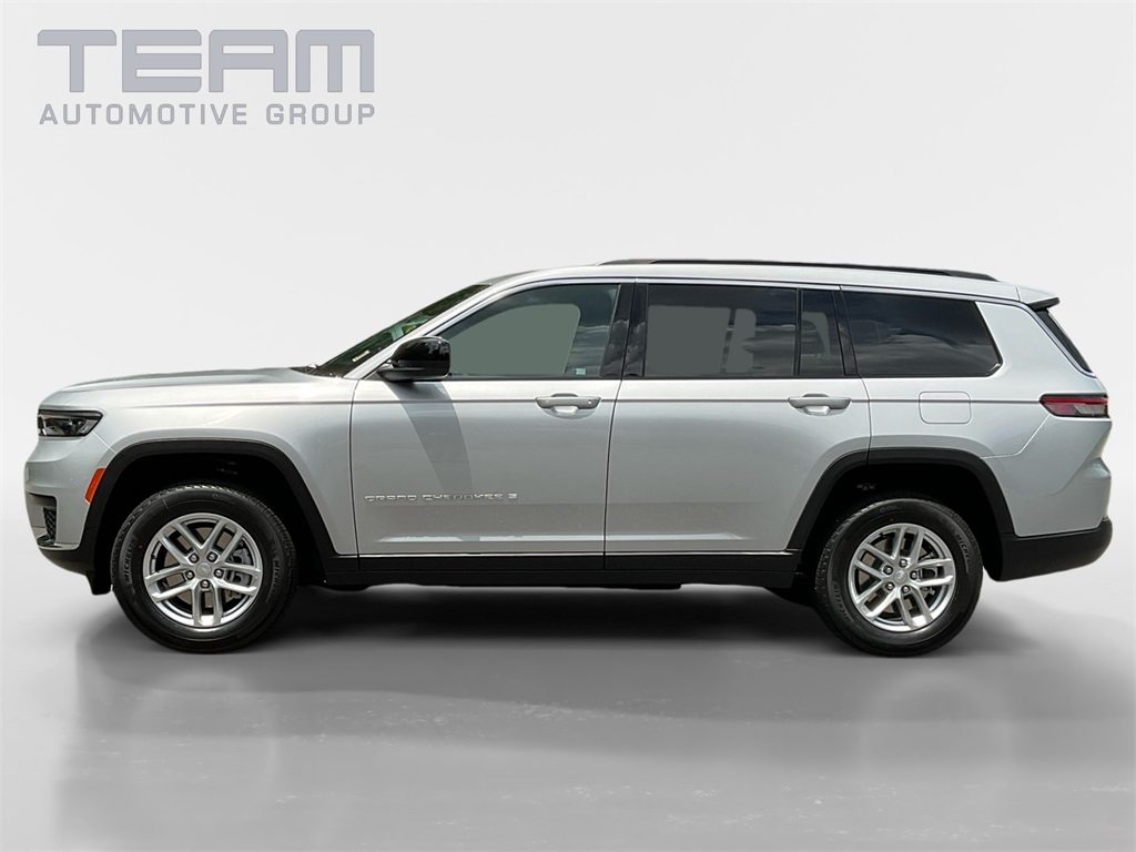 2025 Jeep Grand Cherokee Laredo X photo 4