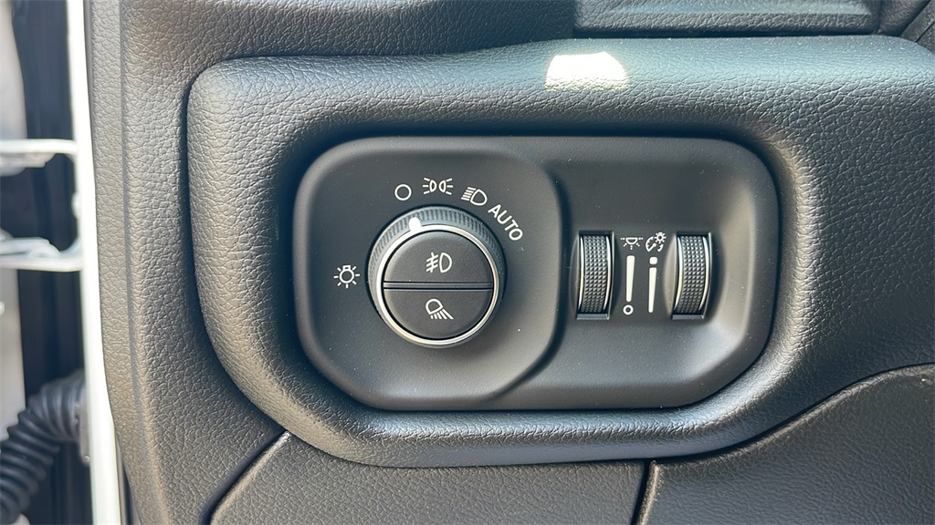 2026 Ram 2500 Power Wagon photo 18