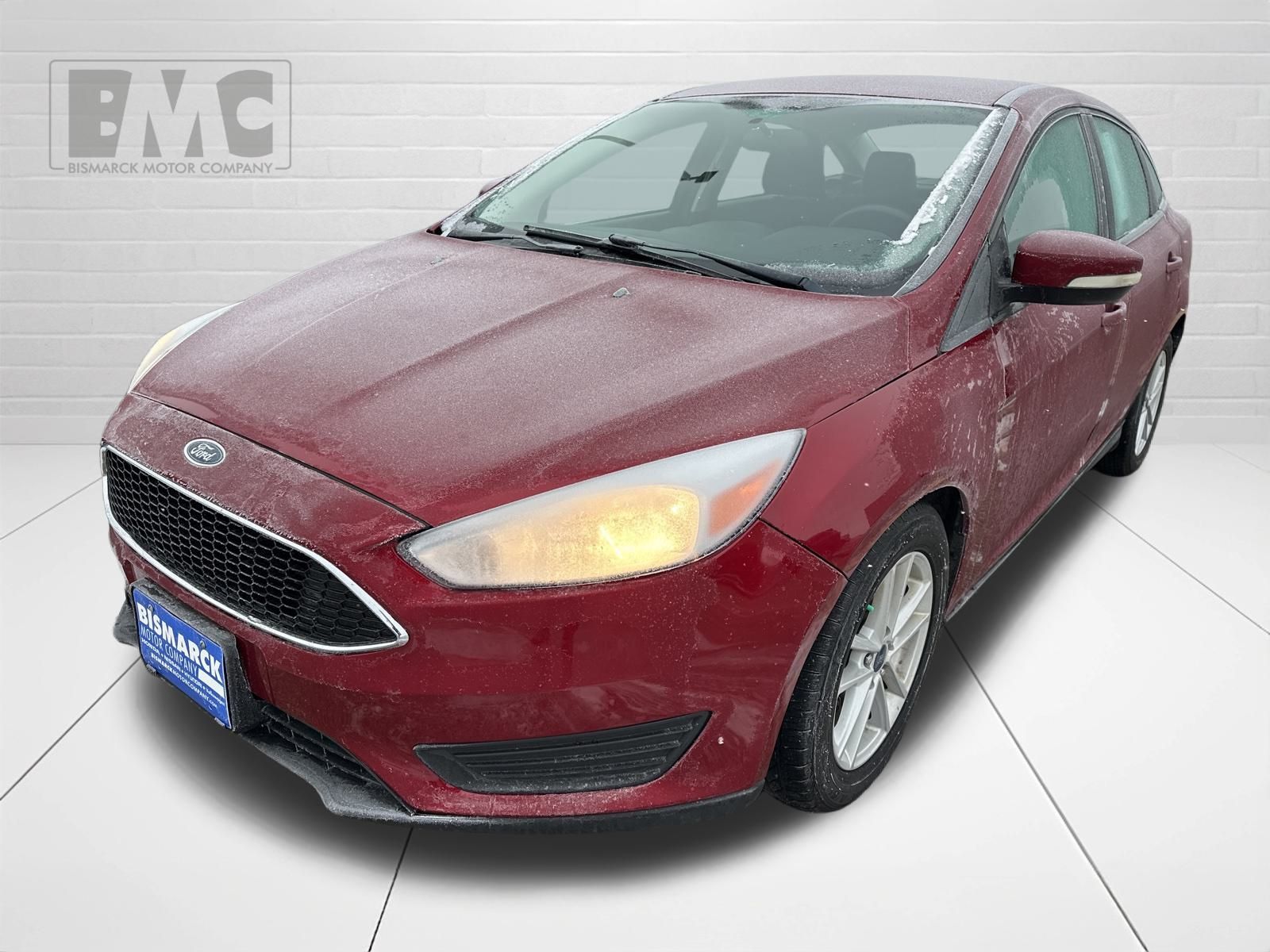 2017 Ford Focus SE's photo