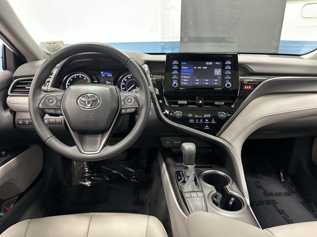2023 Toyota Camry SE photo 5