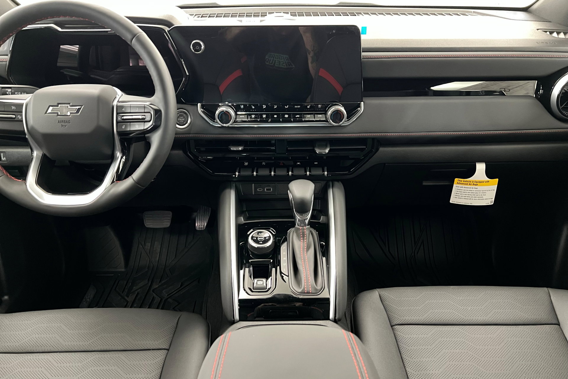 2026 Chevrolet Colorado Z71 photo 13