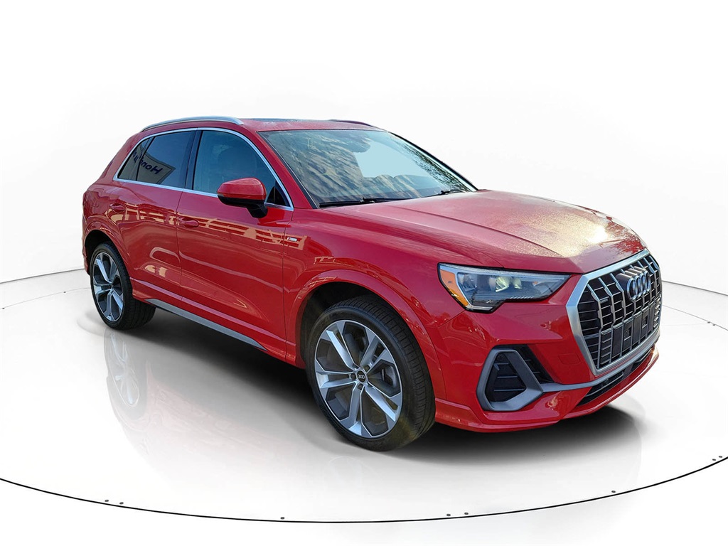 2021 Audi Q3 S Line Premium's photo