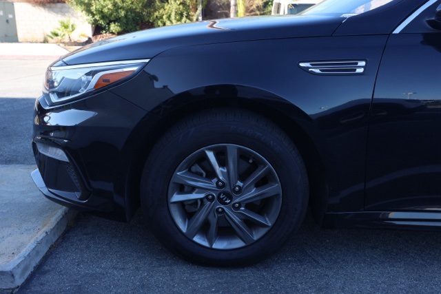 2020 Kia Optima LX photo 10