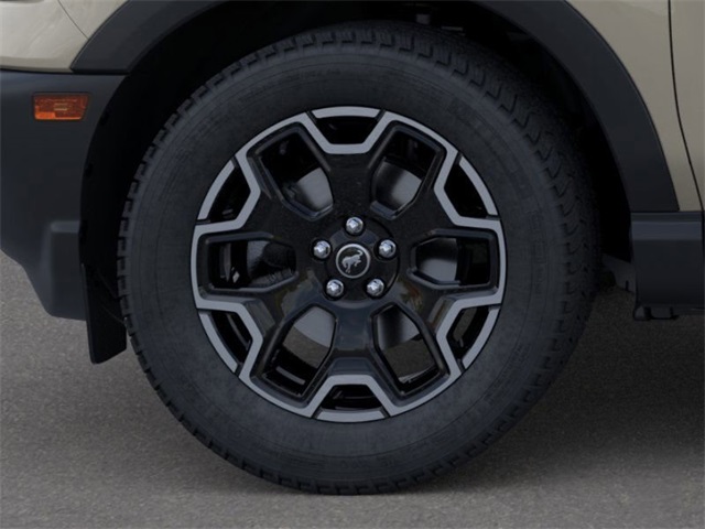 2025 Ford Bronco Sport Outer Banks photo 17