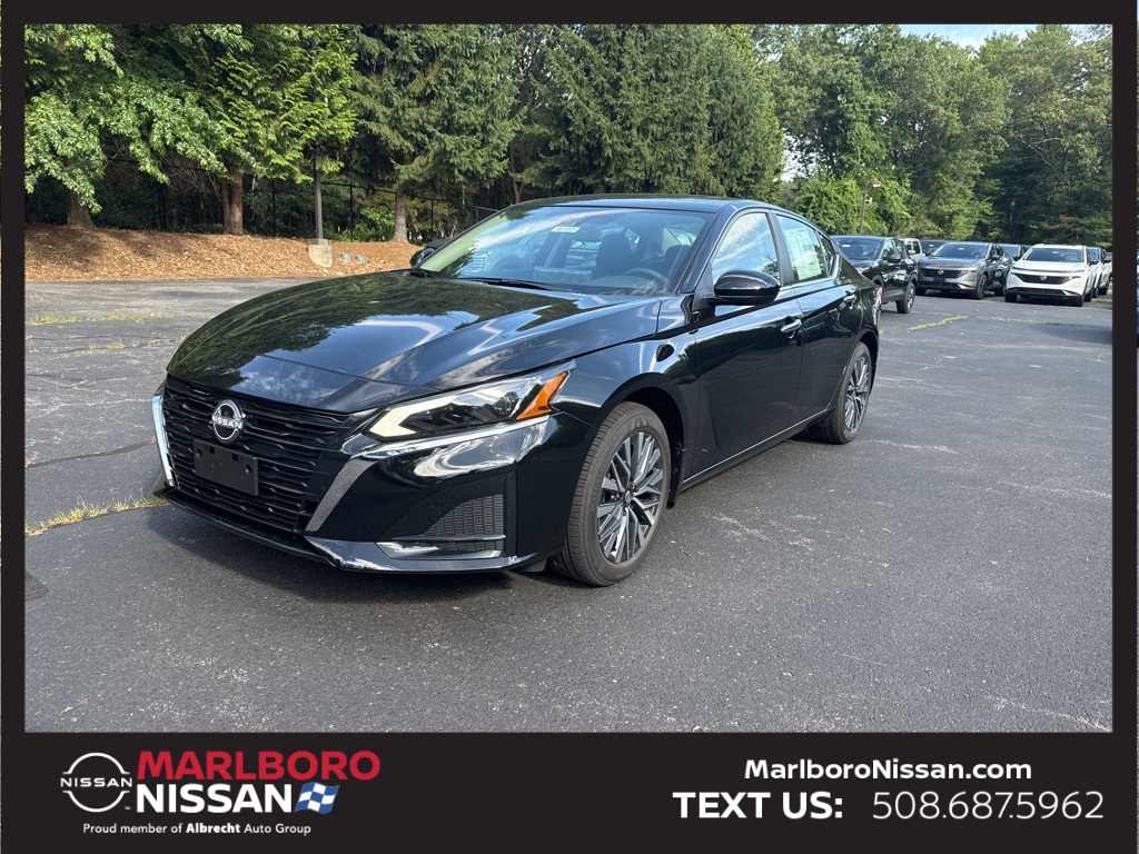2025 Nissan Altima SV photo 3