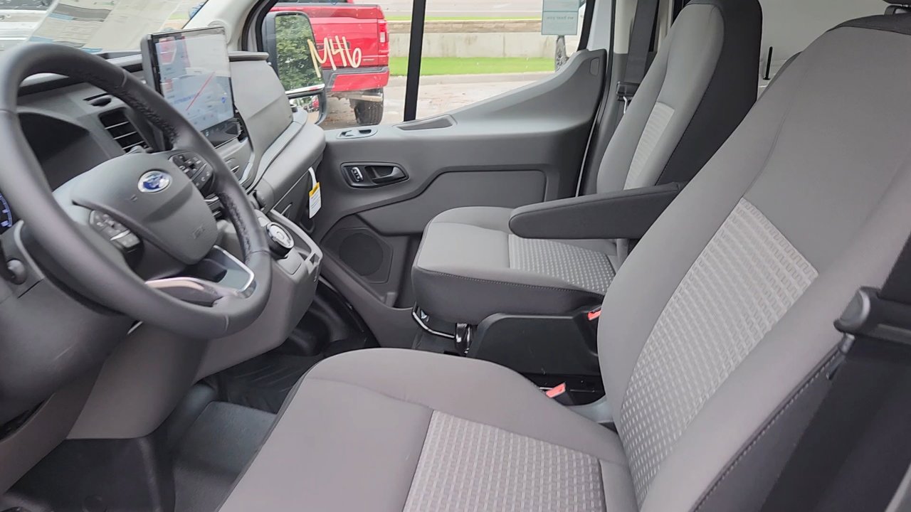 2025 Ford Transit photo 14