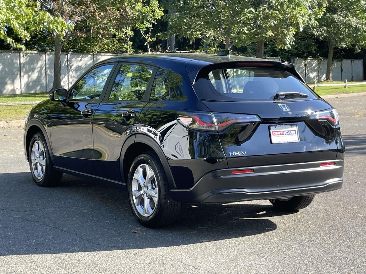 2023 Honda HR-V LX photo 2