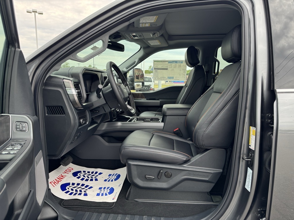 2026 Ford F-350 photo 13