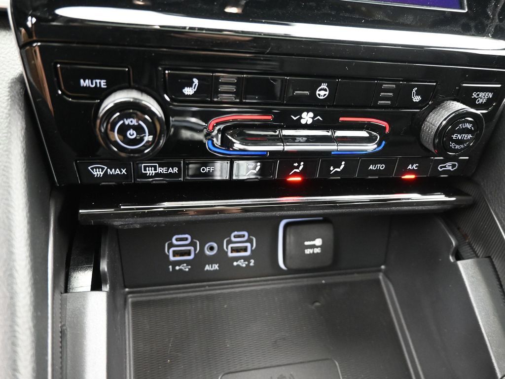 2025 Jeep Grand Cherokee Laredo X photo 15