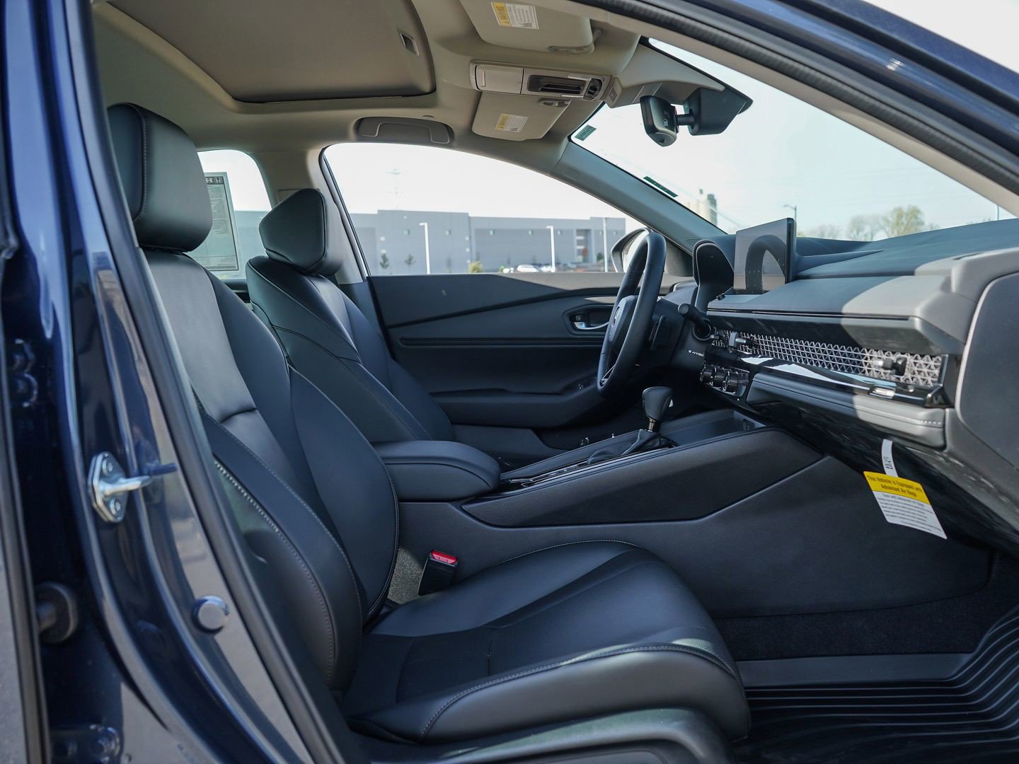 2025 Honda Accord Hybrid EX-L photo 5