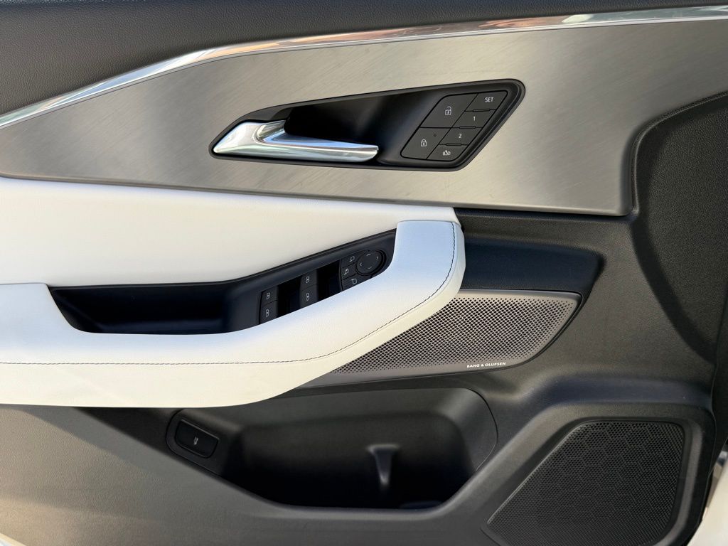 2024 Acura ZDX Base photo 32