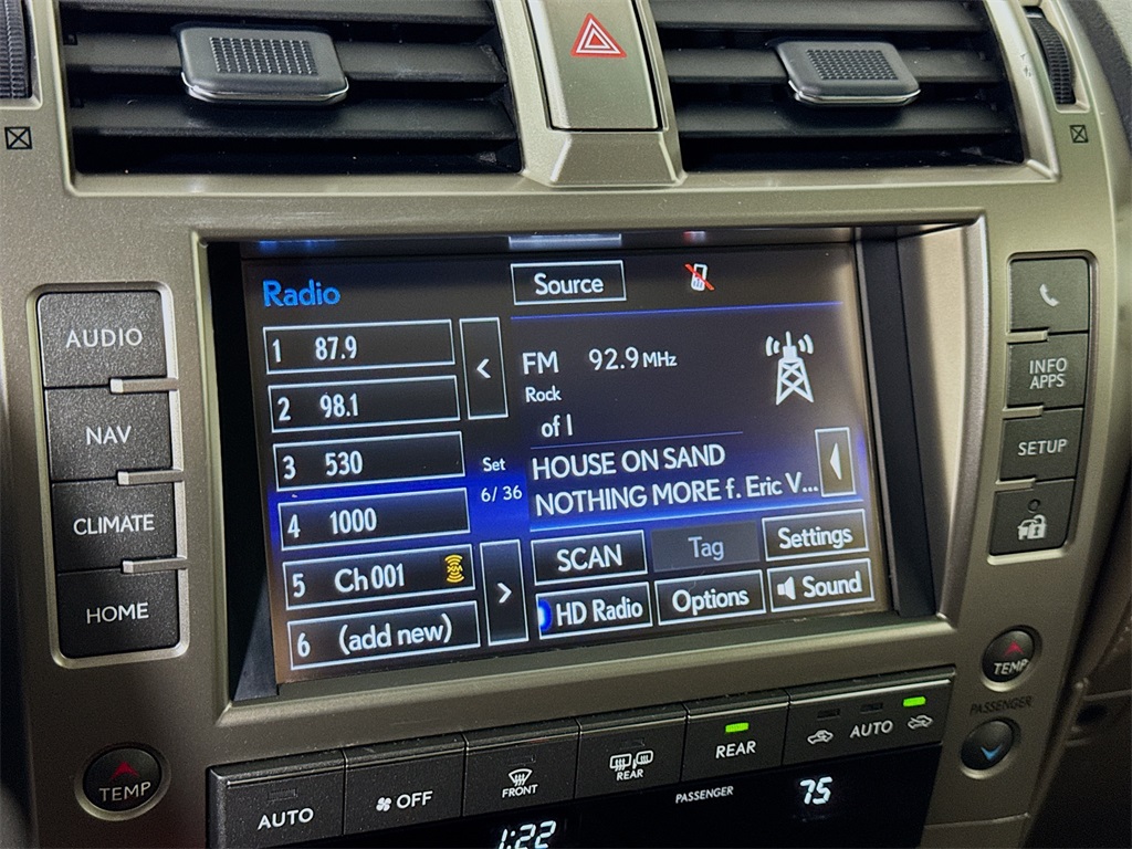 2016 Lexus GX 460 Luxury photo 29