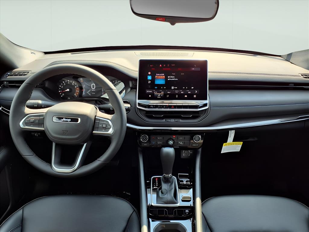 2026 Jeep Compass Latitude Altitude photo 7