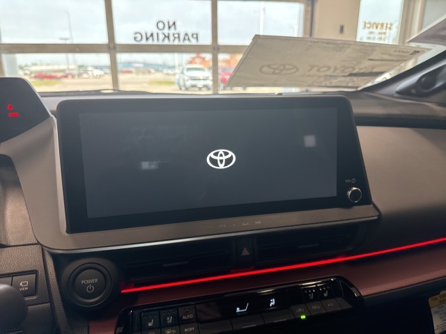 2026 Toyota Prius Plug-in Base photo 27