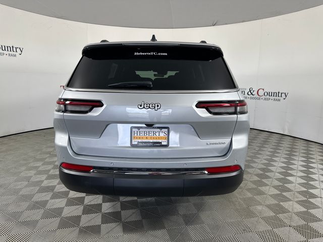 2025 Jeep Grand Cherokee Laredo X photo 8