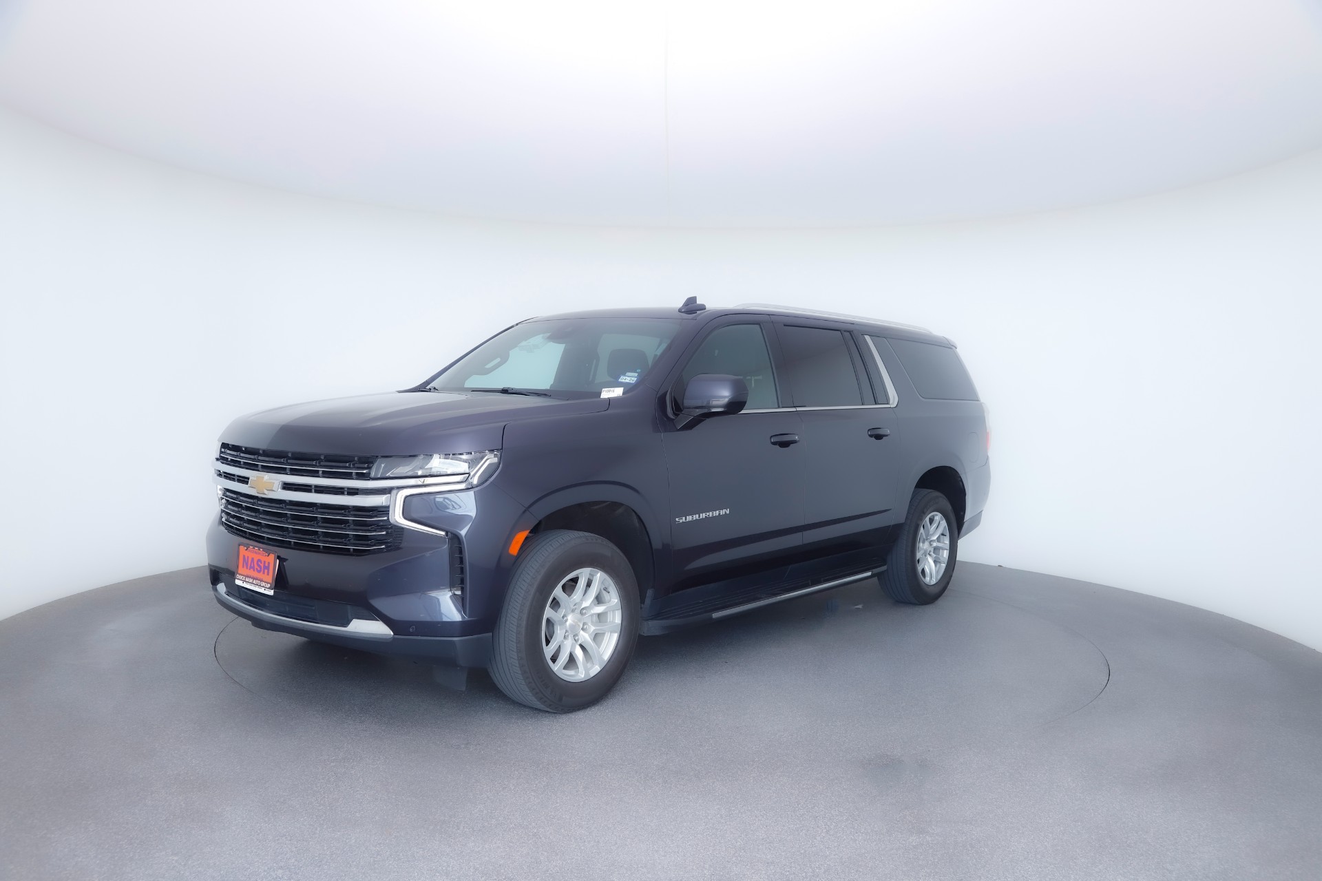 2023 Chevrolet Suburban LT photo 14
