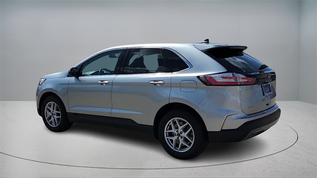 2024 Ford Edge SEL photo 6