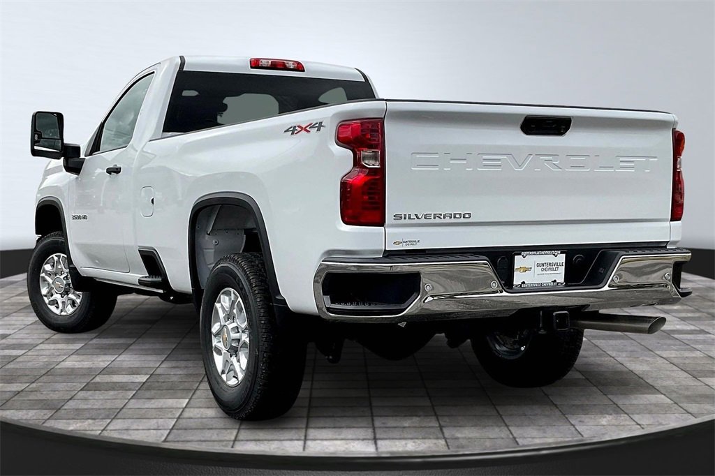 2026 Chevrolet Silverado 3500HD photo 3