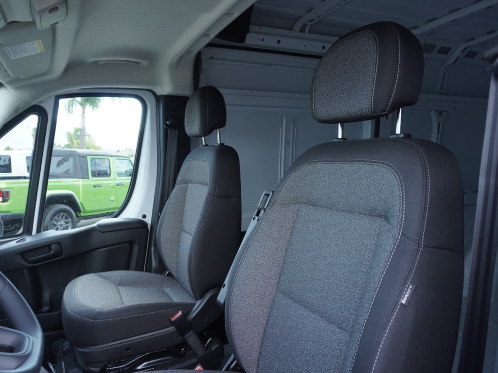 2025 Ram ProMaster 2500 Cargo Van photo 15