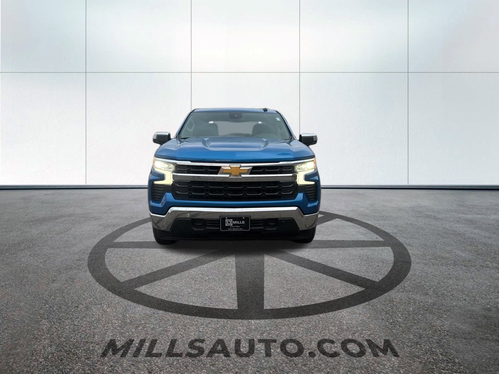 Used 2023 Chevrolet Silverado 1500 LT with VIN 1GCPDDEKXPZ230428 for sale in Baxter, Minnesota