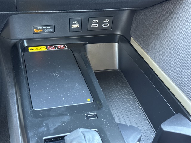 2025 Toyota Camry LE photo 22