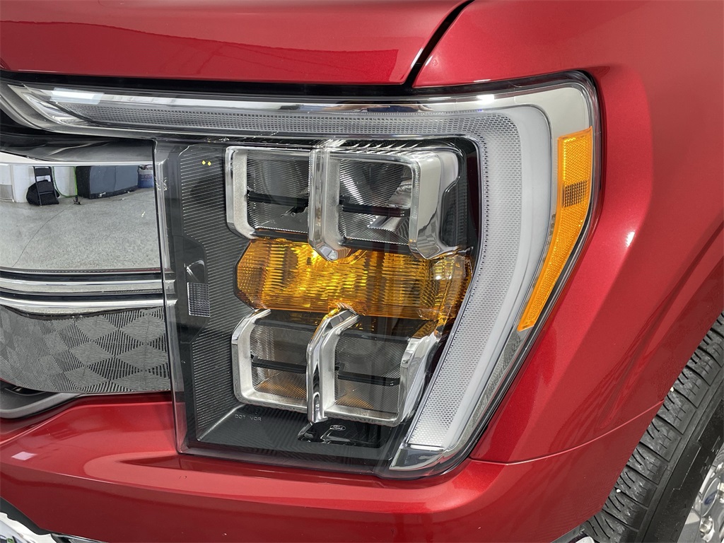2023 Ford F-150 Lariat photo 9