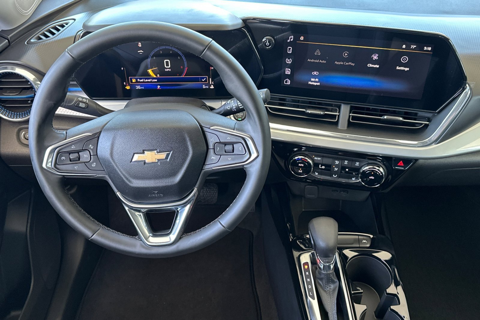 2025 Chevrolet Trax photo 13