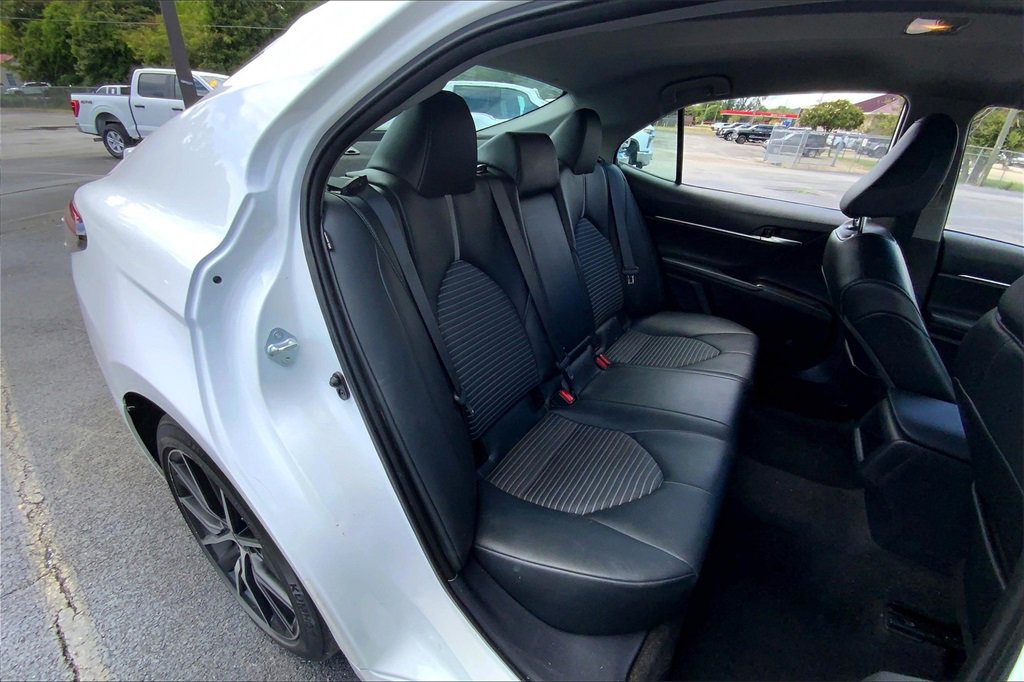 2021 Toyota Camry SE photo 26