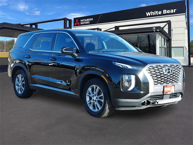 Used 2022 Hyundai Palisade SE with VIN KM8R14HE8NU380308 for sale in White Bear Lake, Minnesota
