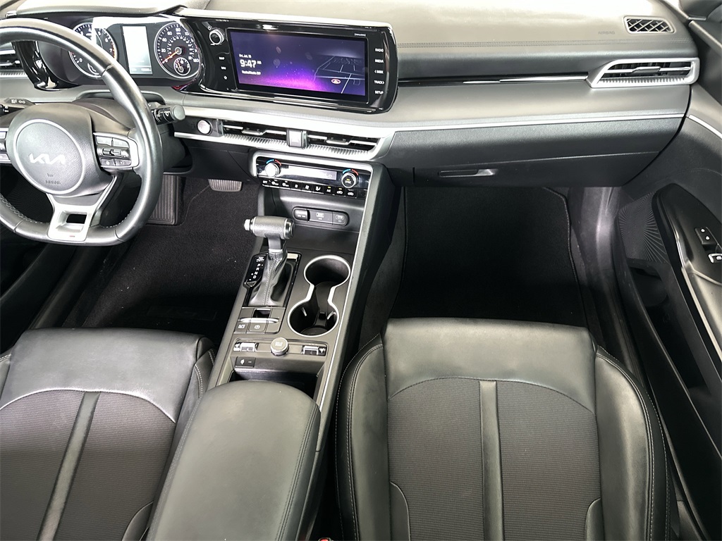 2022 Kia K5 GT-Line photo 16