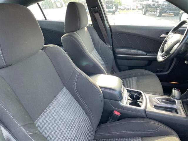 2023 Dodge Charger SXT photo 9